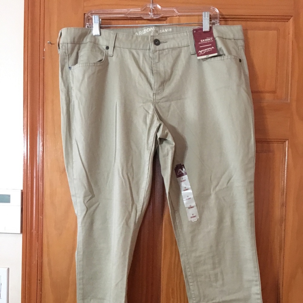 Skinny Arizona jeans tan NWT